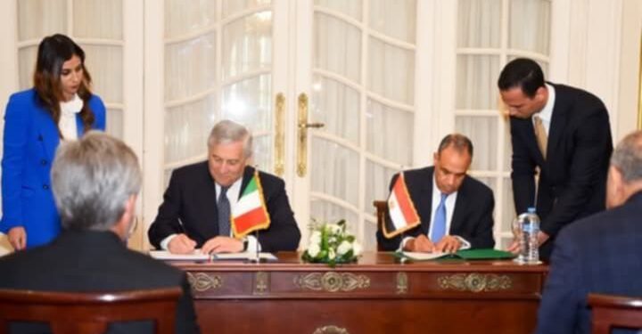 مشاورات سياسية بين مصر وإيطاليا بالقاهرة
