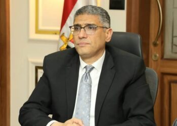 محافظ الجيزة. نسعي للتوسع في الدفع بشركات النظافة بالقرى والمراكز لتحسين كفاءة المنظومة