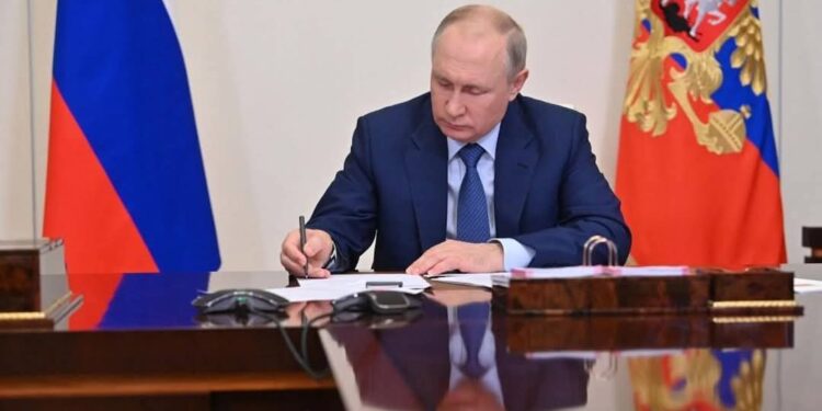 ستيف ويتكوف يأمل في عقد قمة سلام بين زيلينسكي وبوتين قريبا