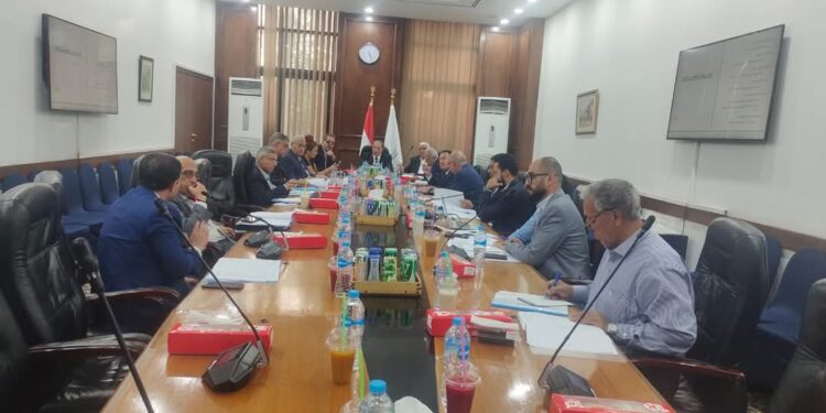 برئاسة شريف الجبلي الصناعات الكيماوية تناقش ملفات بيئية وتنموية بمشاركة ممثلة وزارة الصناعة