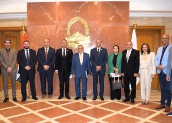 غرفة القاهرة تناقش خطة تنموية لمراكز تنمية الموارد البشرية وفق رؤية مصر 2030