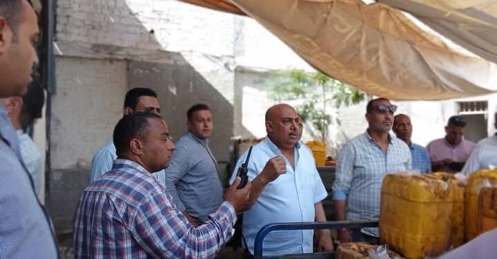 محافظة الجيزة تغلق منشأة مخالفة لإعادة تدوير الزيوت المستخدمة بأوسيم