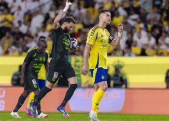 دوري روشن السعودي   الفتح احرج الهلال السعودي وجوميز لم يحدد وجهته المقبلة