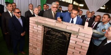 محافظ الدقهلية و رئيس مجلس الدولة يضعان حجر الأساس لمبنى مجلس الدولة 