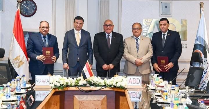 وزير الزراعةو الهيئة العربية للتصنيع  يشهدان توقيع  اتفاق في مجال مشروعات التصنيع الزراعي وحماية البيئة