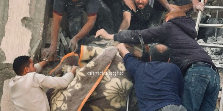 عاجل: غارات إسرائيلية تستهدف خان يونس 16 قتيلا فلسطينيا وعشرات المصابين