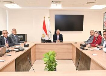 وزير الري يتابع حالة الري بالبحيرة ويوجه بمراجعة جميع محاور خطة الإدارة لإنهاء الاستعدادات لموسم أقصى الاحتياجات