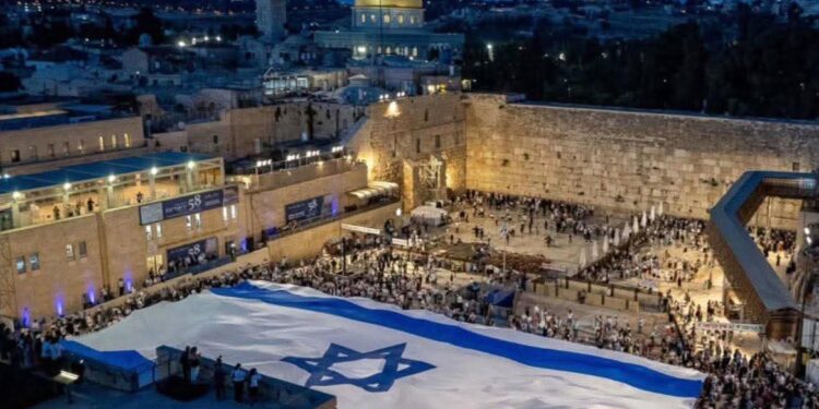 إمام وخطيب المسجد الأقصى يندد بما فعله وزير الأمن القومي الإسرائيلي