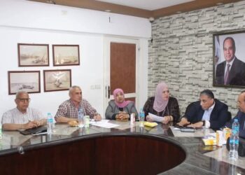 وكيل أول وزارة التربية والتعليم  بالجيزة يلتقى مجلس الأمناء والآباء والمعلمين بالمحافظة