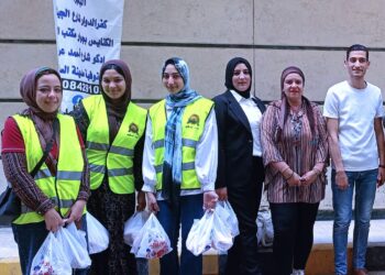 معا للخير تجوب شوارع كفر الدوار لمساعده الغير بحضور مميز لحكاية وطن