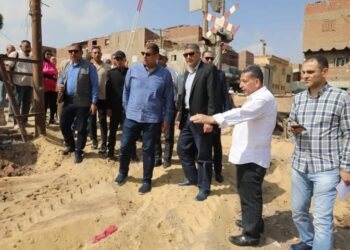 محافظ الجيزة يتفقد الموقف التنفيذي لعدد من المشروعات التنموية والخدمية الجارية بالعياط