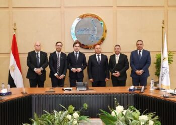 الفريق كامل الوزير يلتقي وزير التجارة والتعاون الإنمائي الدولي السويدي لبحث تدعيم التعاون المشترك