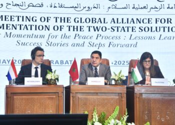 وزيرة الدولة لشؤون وزارة الخارجية الفلسطينية تعرب عن شكرها لملك المغرب