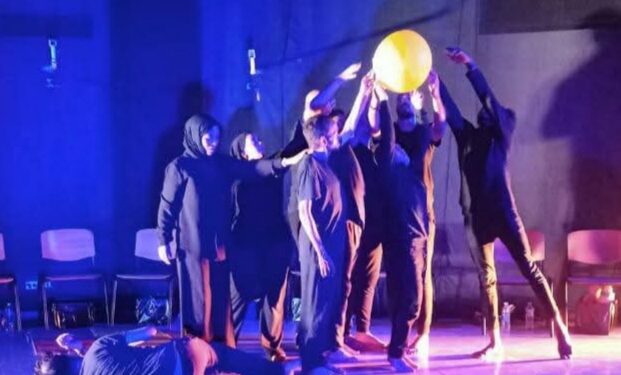مبادرة «ضي» لفنون الأداء والمسرح الدامج تقدم عرضها الثالث «الفريق» للمخرجة شيماء فوزي