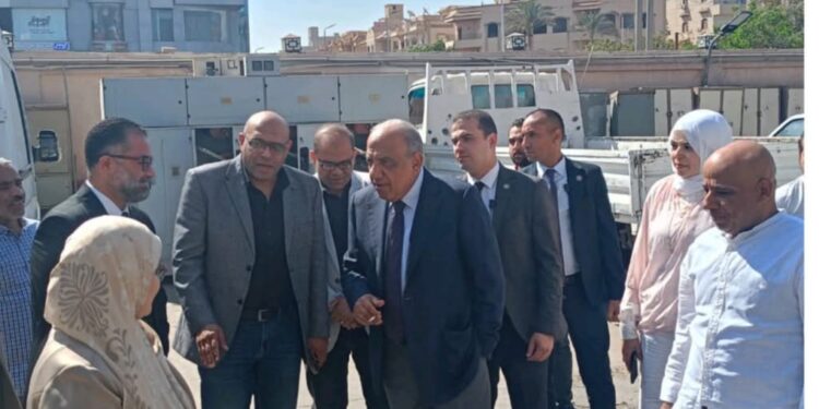 جولة مفاجئة لوزير الكهرباء والطاقة المتجددة لشركة شمال القاهرة لتوزيع الكهرباء