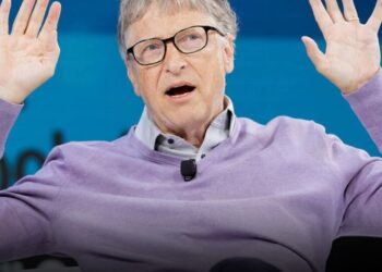 بيل جيتس يخطط للتبرع بأمواله قبل وفاته