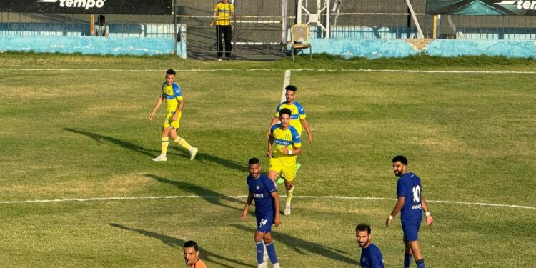 لاڤيينا ينهي الجولة الأولى لصالحه لتحديد من سيهبط للقسم الثاني