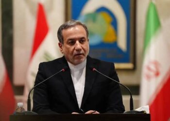 وزير الخارجية الإيرانى : هجمات إسرائيل على المنشآت النووية والمناطق السكنية انتهاك واضح للقانون الدولي 