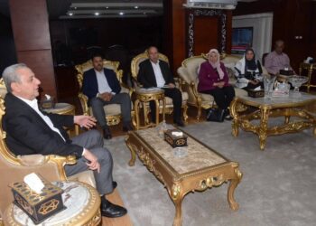 اجتماع ليلي امتد لثلاث ساعات.. لمحافظ الغربية