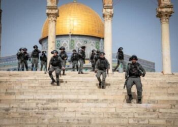 “مصادر فلسطينية” تؤكد أن المسجد الأقصى ليس في خطر رغم الاغلاق