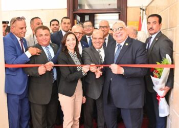 رئيس مجلس الدولة يفتتح فرع توثيق مجمع محاكم مجلس الدولة بالبحيرة بحضور السيد المحافظ 