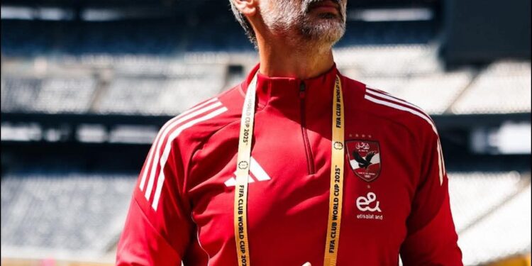 بعد أن ودع الأهلى كأس العالم للأندية دعني أحدثك عن خوسيه ريبيرو