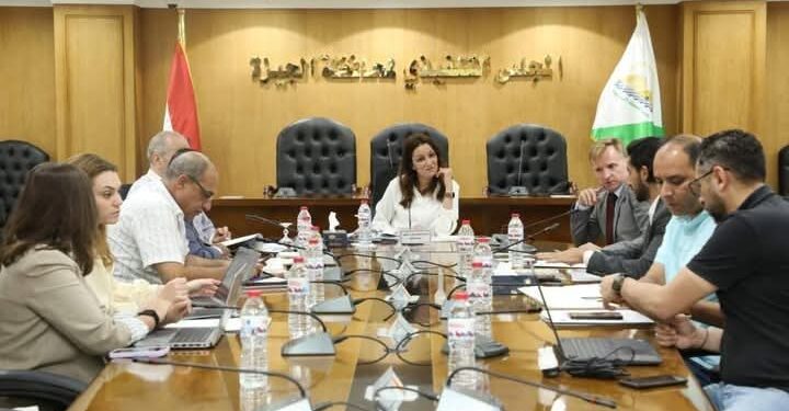 نائب محافظ الجيزة: لمناقشة آليات تنفيذ مخططات التنمية المتكاملة بكرداسة والبدرشين 
