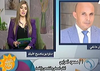 محمود العربي : مصر واجهت الأزمات بحكمة.. وأرصدة السلع آمنة.. ومبادرات الدولة خففت العبء 