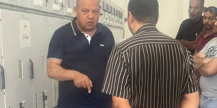 زيارة مفاجئة للمهندس سامى ابو ورده رئيس شركة توزيع كهرباء القناة لعدة مواقع مختلفة بمدينة الإسماعيلية يوم العطلة الرسمية