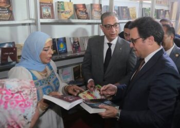 افتتاح معرض الفيوم الأول للكتاب بحضور وزير الثقافة