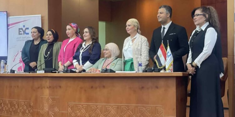 داليا الحزاوي تشيد بالمؤتمر الذي نظمته منتدي القيادات النسائية