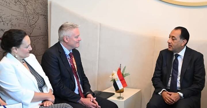 نيابة عن فخامة الرئيس. مصطفي مدبولي يلتقي الأمين العام لمنظمة التعاون الاقتصادي 