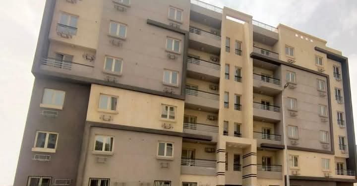 وزير الإسكان: الأحد المقبل..بدء تسليم وحدات مشروع “سكن مصر”  بمدينة غرب قنا الجديدة