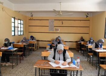 رصد اولياء امور مصر لسير الامتحانات 