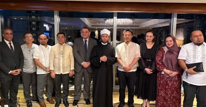 د.’ الأزهرى ” يجتمع بقيادات وزارة شئون المسلمين بالفلبين لبحث مذكرات التفاهم في المجالات الدينية