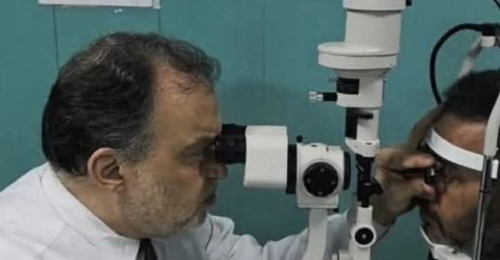 رمد إمبابة تنجح فى اعادة البصر لأحد المرضى من الأشقاء الفلسطينيين.