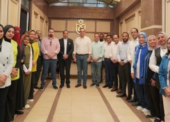 رئيس هيئة الرعاية الصحية في جولة تفقدية موسعة بأسوان بالمنشآت الصحية