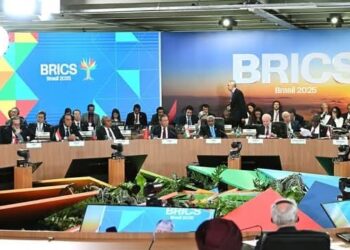 مدبولي يلتقي رئيس الأوروجواي نيابة عن الرئيس السيسي على هامش مشاركته لقمة بريكس بالبرازيل 