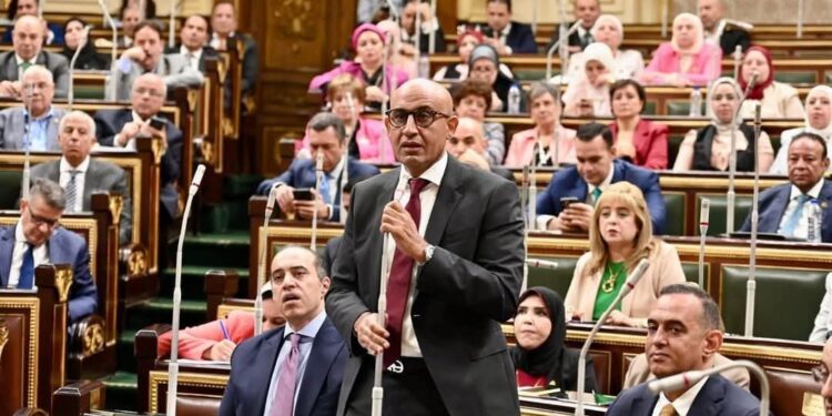 عبد اللطيف يلقي كلمة تاريخية بمجلس النواب حول تعديل قانون التعليم