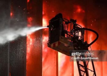 27 مصابا و4 حالات وفاة ..وزيرا الصحة والاتصالات يتابعان تداعيات حادث حريق سنترال رمسيس 