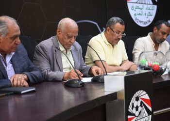 مواجهات ساخنه بالجولة الأولى لدوري القسم الثاني المجموعة أ . ب