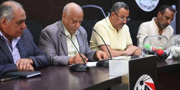 مواجهات ساخنه بالجولة الأولى لدوري القسم الثاني المجموعة أ . ب