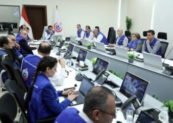 وزير الصحة يترأس غرفة الأزمات لمتابعة تداعيات حريق سنترال رمسيس واستمرارية الخدمات الصحية