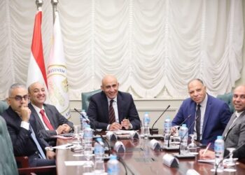 وزير التربية والتعليم يستعرض مع مديري المديريات إجراءات أخر أيام امتحانات الثانوية العامة