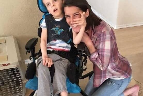 رعاية الطفل المصاب بالشلل الدماغي تحديات وفرص