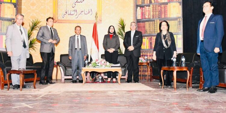 فى ملتقى الهناجر الثقافي “ثورة يوليو تاريخ وطن وذاكرة شعب”