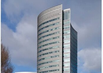 ستيلانتس تعلن إيقاف برنامج تطوير تكنولوجيا خلايا الوقود الهيدروجينية