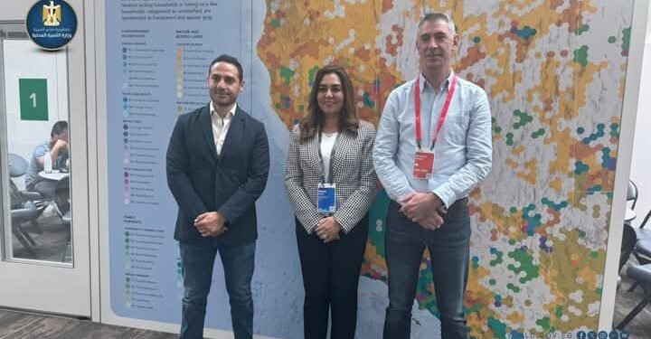 وزيرة التنمية المحلية تلتقي مدير المدن الذكية بشركة Esri العالمية