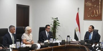 رئيس الوزراء يلتقي بوكلاء الماركات العالمية لتشجيع الاستثمارات في مصر