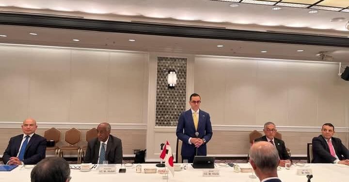 “الخطيب ” يشارك باجتماع مائدة مستديرة بحضور عدد كبير من قادة الأعمال بدولة اليابان